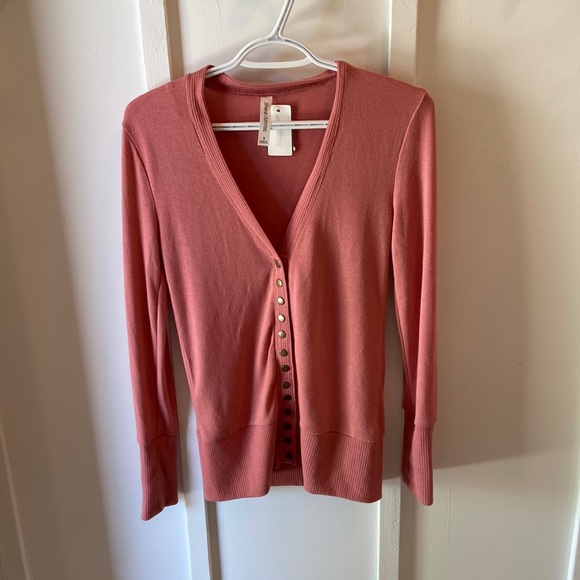 Zenana Outfitters Cardigan - Picture 1 of 4